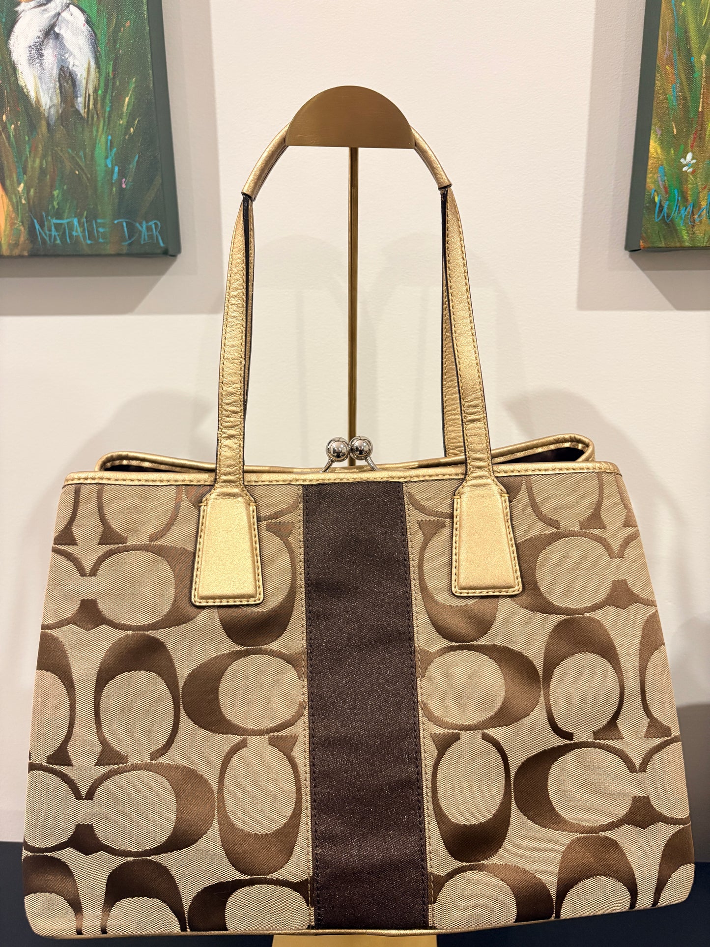 Coach 2010 F13533 Signature Stripe Kisslock Tote Bag - Beige And Gold - Image 2