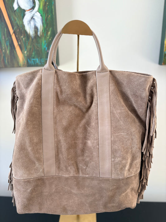 Christian Villa Chic Suede Fringe Tote Bag - Spacious Beige Handbag - Image 2