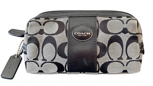 VVA397 - COACH Signature Cosmetic Case - Sophisticated Black and Grey Monogram - Image 1