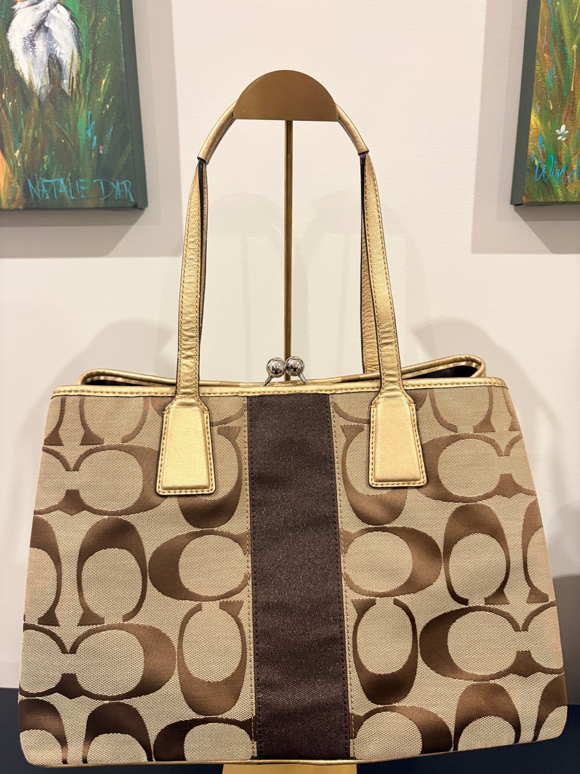 Coach 2010 F13533 Signature Stripe Kisslock Tote Bag - Beige And Gold - Image 2