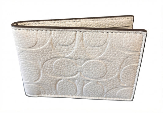 VVA337 - Coach Men's Signature Pebble Leather 3-in-1 Bifold Wallet - Versatile Slim Design - Image 1