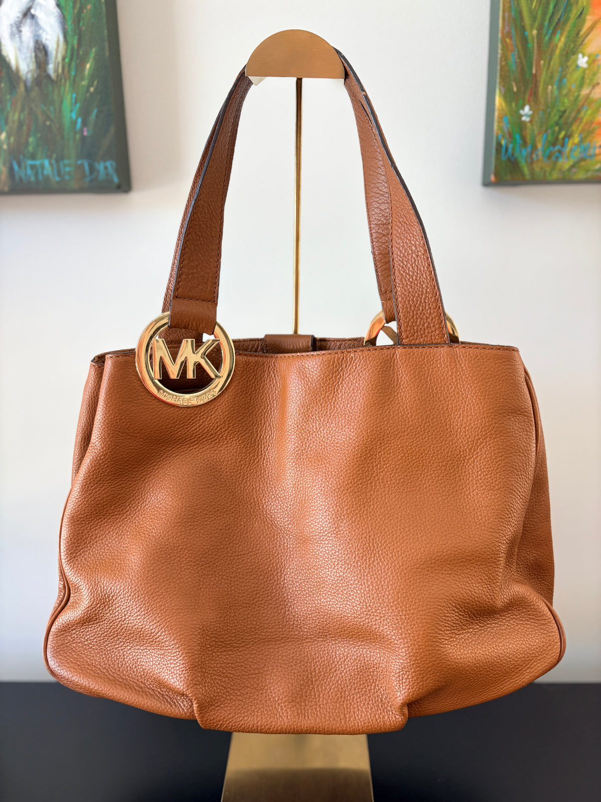 VVA393 - Michael Kors Leather Tote Bag - Tan Brown with Gold Tone Hardware - Image 2