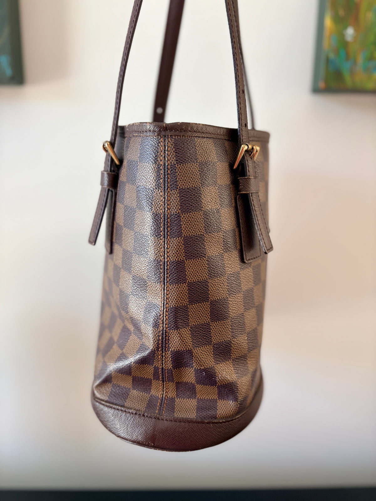 Louis Vuitton Damier Ebene Marais Bucket Bag - Iconic Shoulder Tote - Image 4