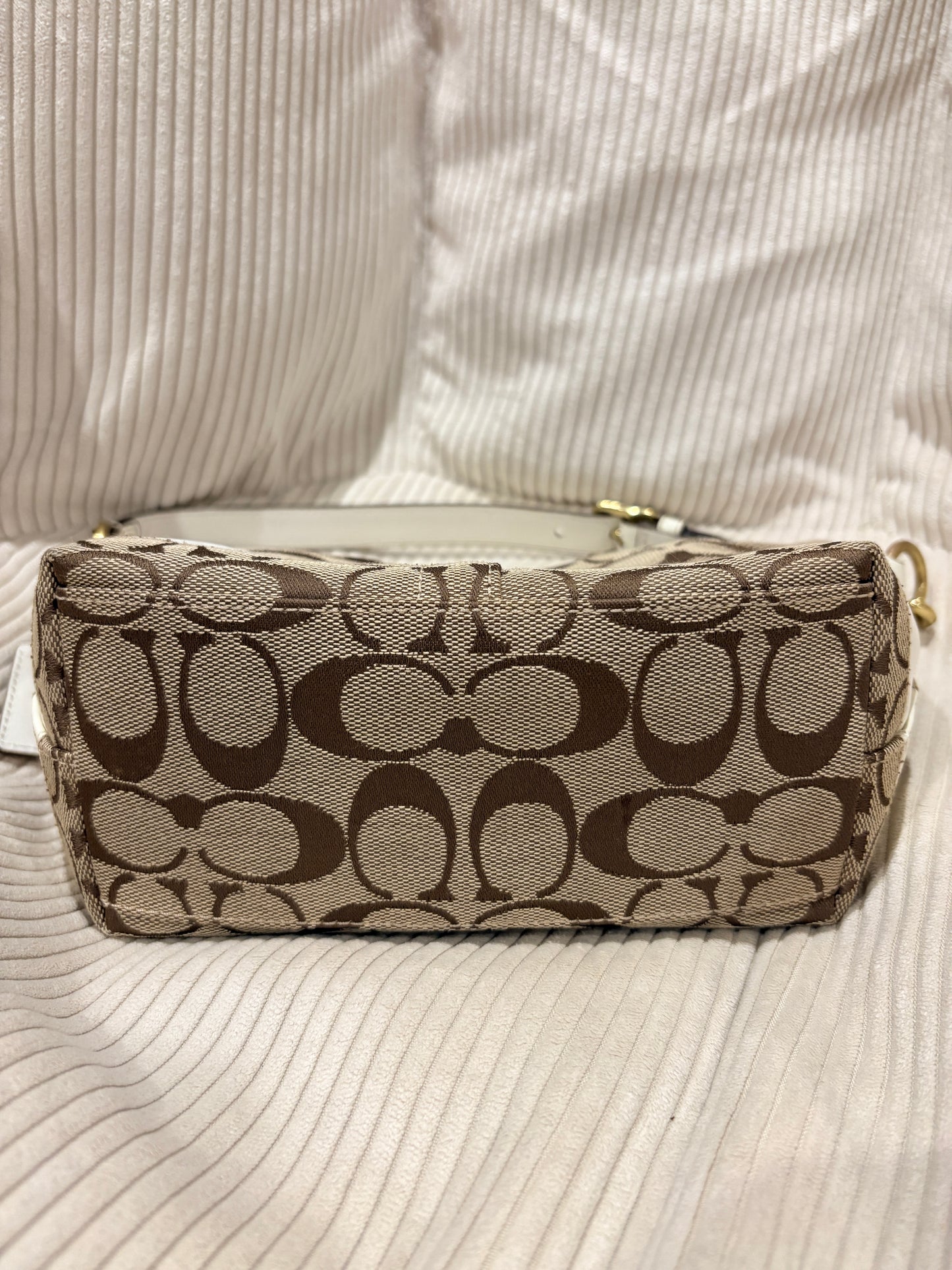 Coach Signature Canvas Shoulder Bag – Brown & Ivory