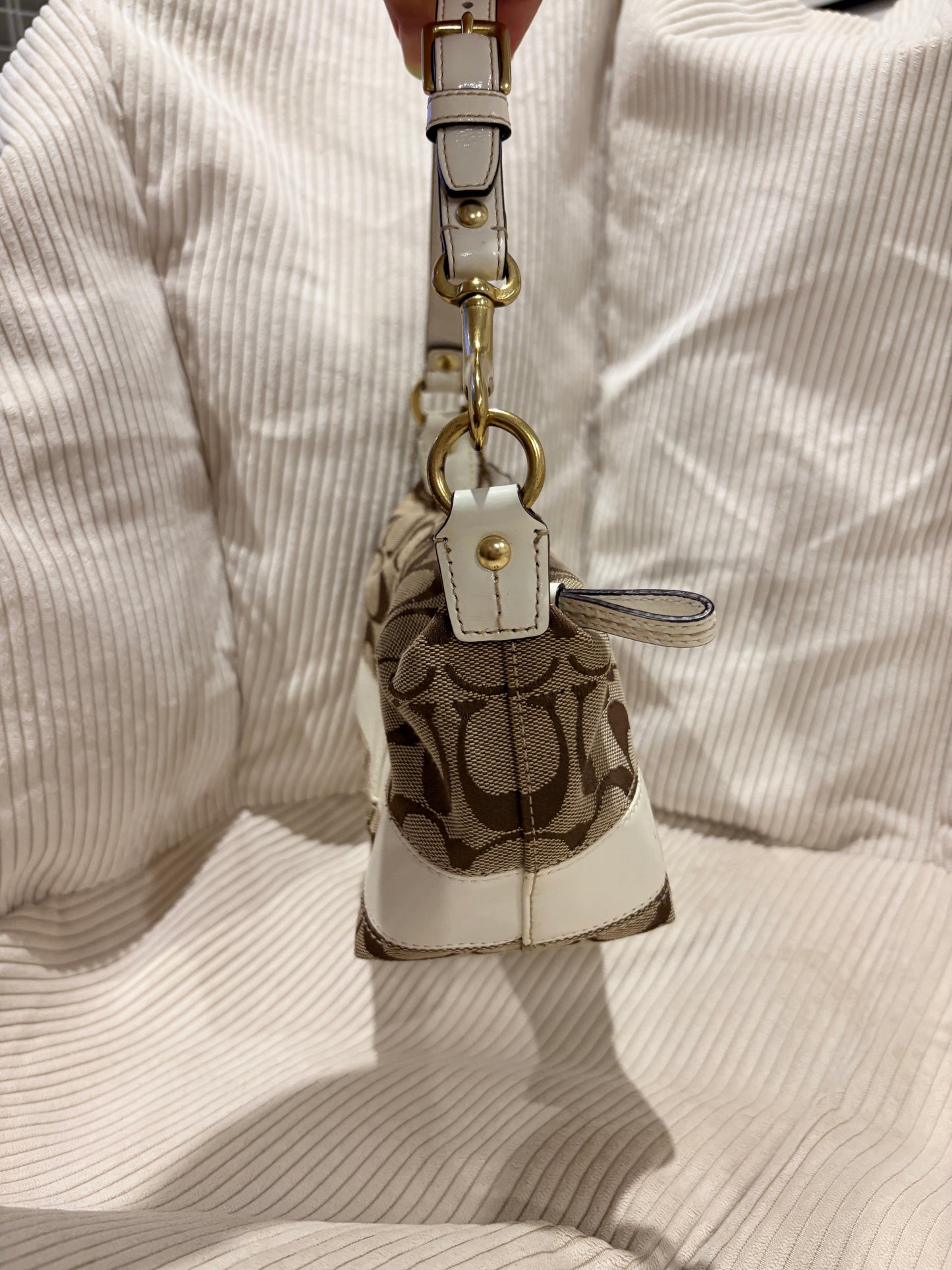 Coach Signature Canvas Shoulder Bag – Brown & Ivory
